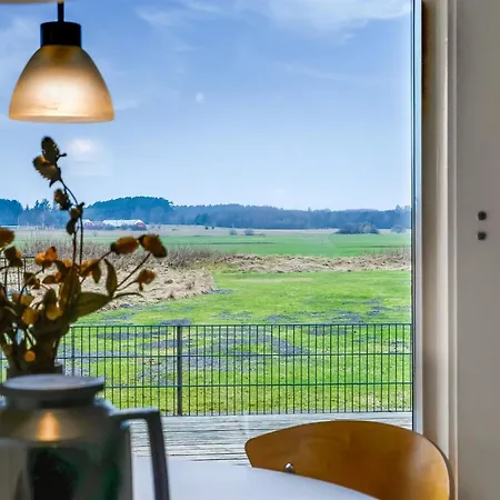 Semesterbostad Eveline - 800m From The Sea By Interhome